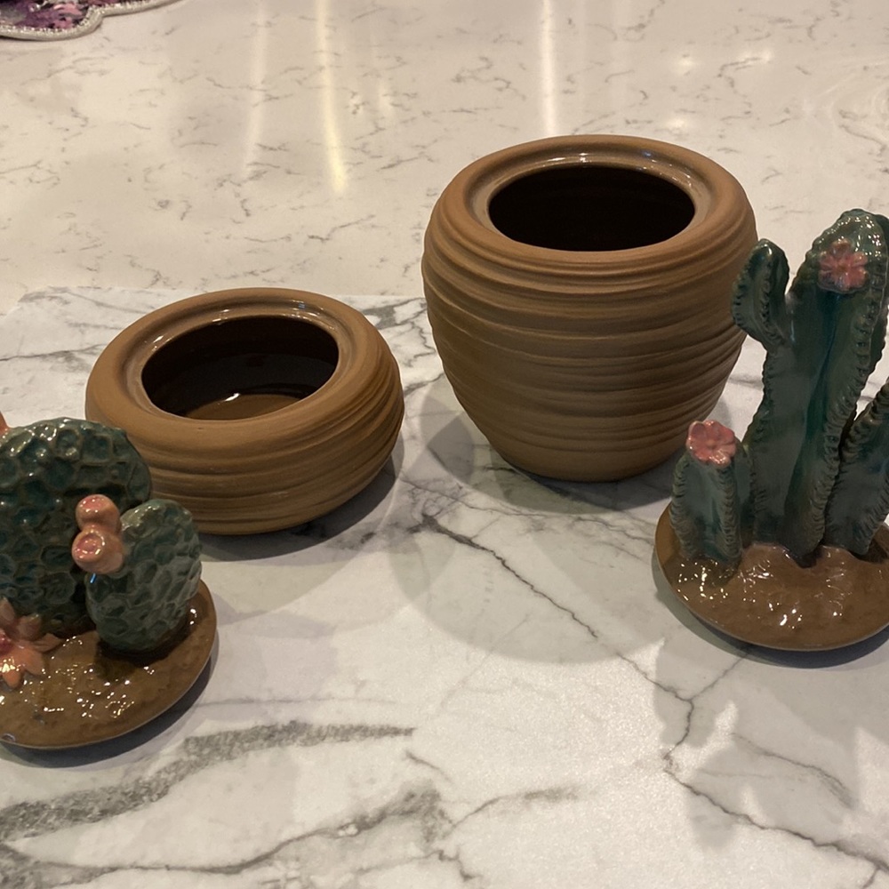 2 Fitz & Floyd Cactus Jars - Picture 4 of 5
